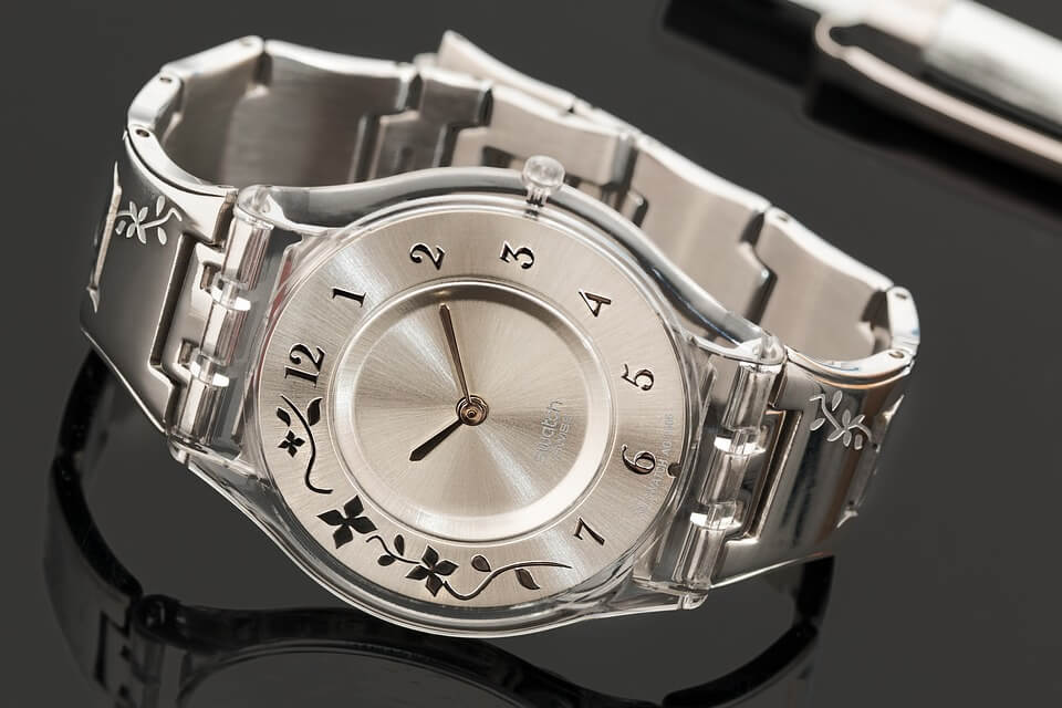 women-s-watches-with-numbers-top-5-for-readability-expensive-watches